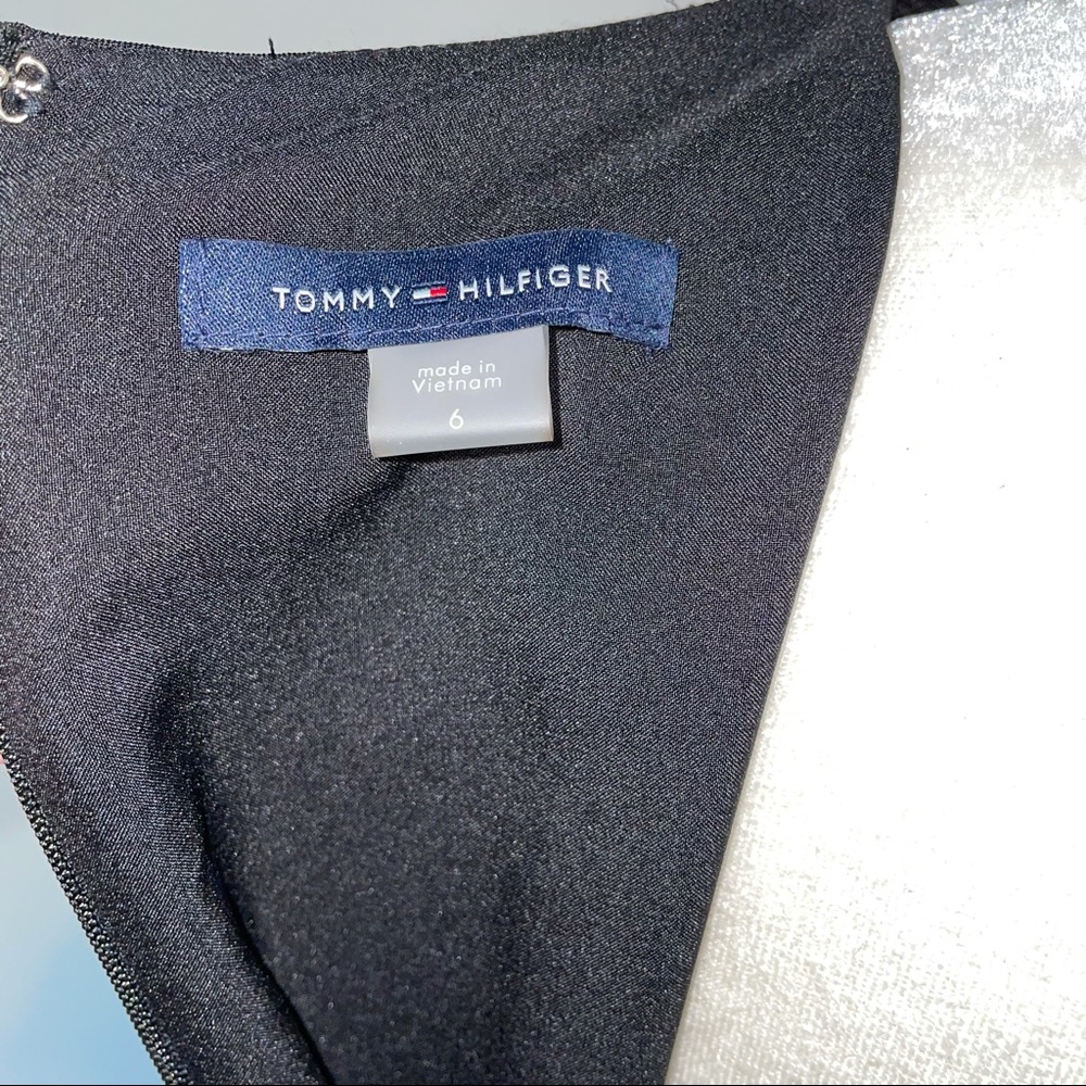 TOMMY HILFIGER
ESSENTIAL SLEEVELESS DRESS - Picture 8 of 8